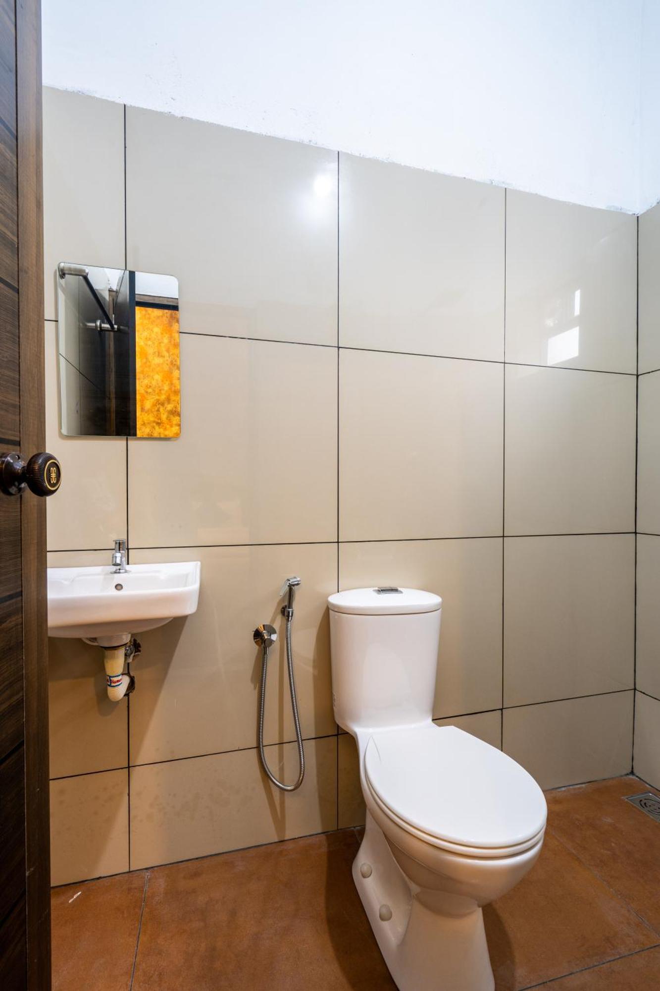 Yaad Residency Hotel Kochi Buitenkant foto