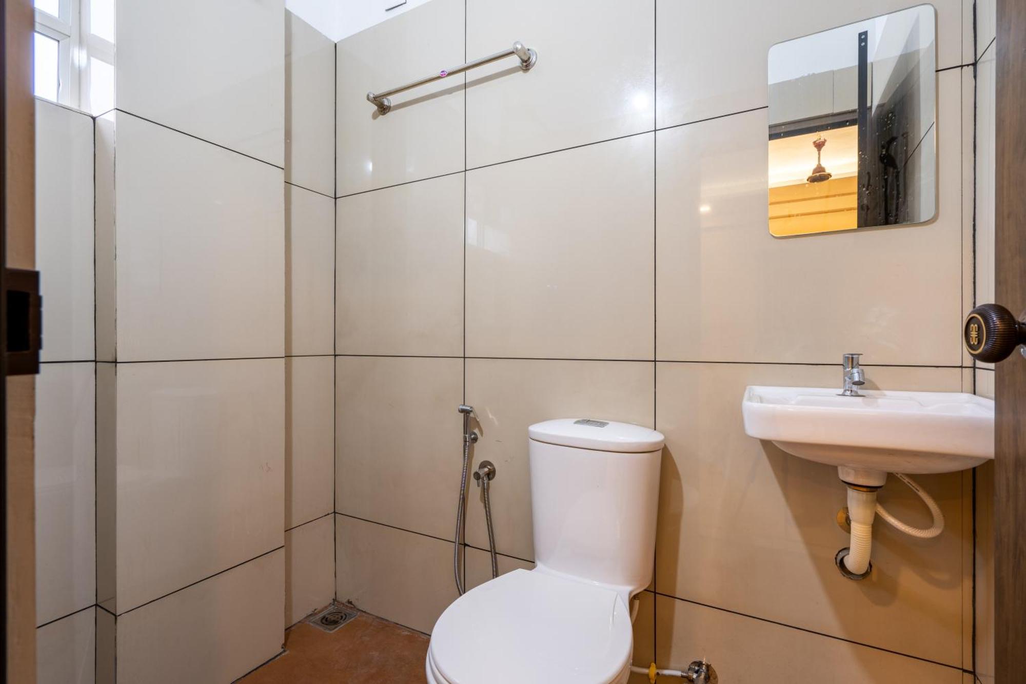 Yaad Residency Hotel Kochi Buitenkant foto